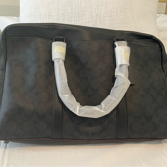 NWT Authentic COACH Trekker Weekender Carryall Travel Bag 🧳. - Picture 3 of 8